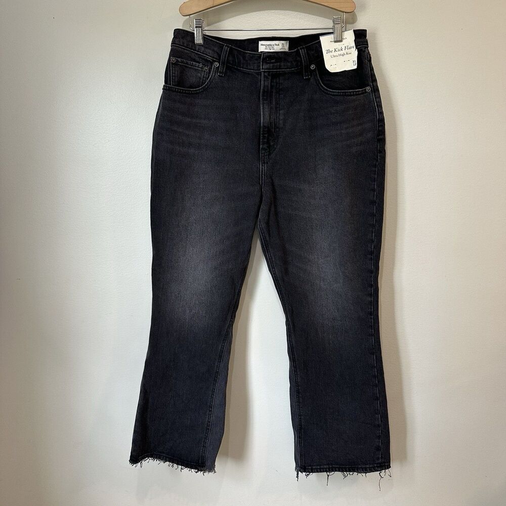 Abercrombie & Fitch Women's 31/12s Jeans Black The Kick Flare Ultra High Rise